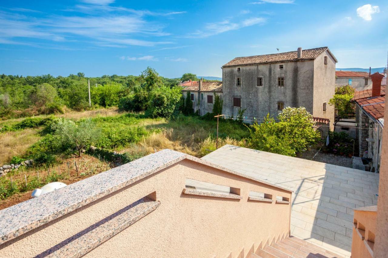 Holiday Apartment Ivica Milohnici エクステリア 写真